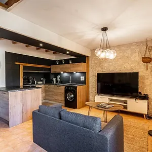 superbe-appartement-situ-au-cur-de-la-ville.midi-pyreneeshotels.com/
